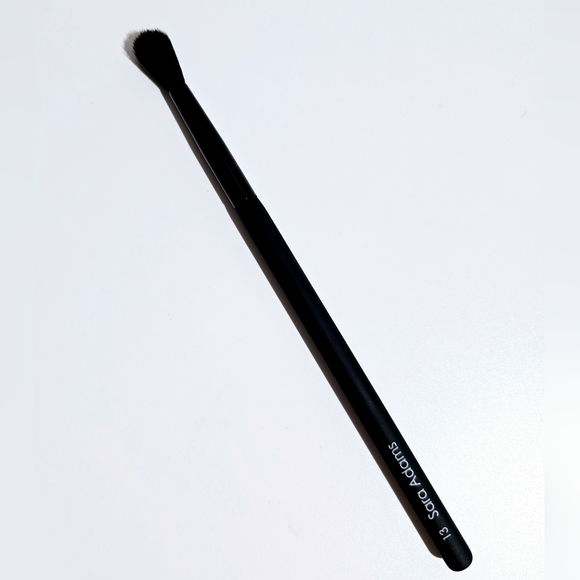 Sara Adams Cosmetiques Flame Tapered Eye Crease Brush #13 - Picture 3 of 6